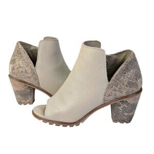 Sorel Nadia Peep Toe Booties EUC $175 Size 36/US 5  S3501